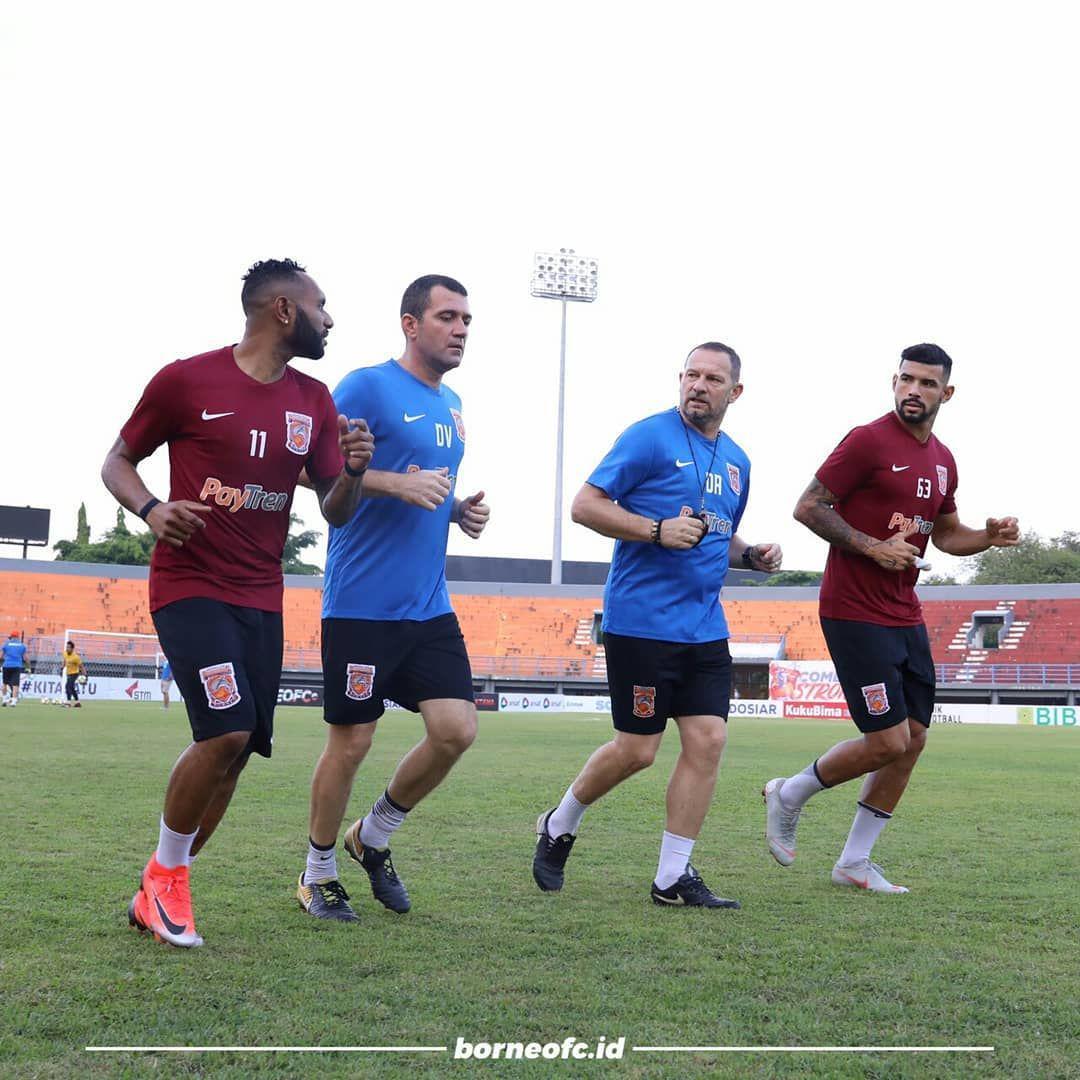 Instagram.com/borneofc.id