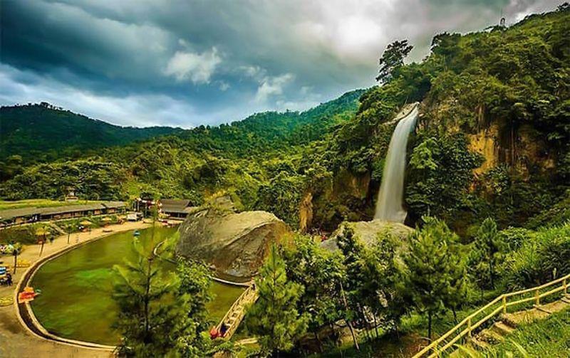 8 Air Terjun Bernama Bidadari yang Wajib Banget Kamu Kunjungi