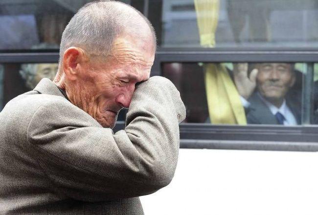 15 Foto Ini Buktikan Bahwa Cinta yang Tulus Itu Masih Ada