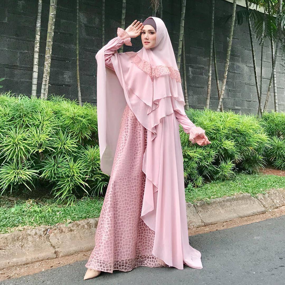 instagram.com/mulanjameela1