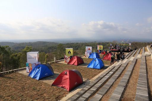 Gandeng Telkomsel, GenPI Jogja Kembangkan Watu Tapak Camp Hill