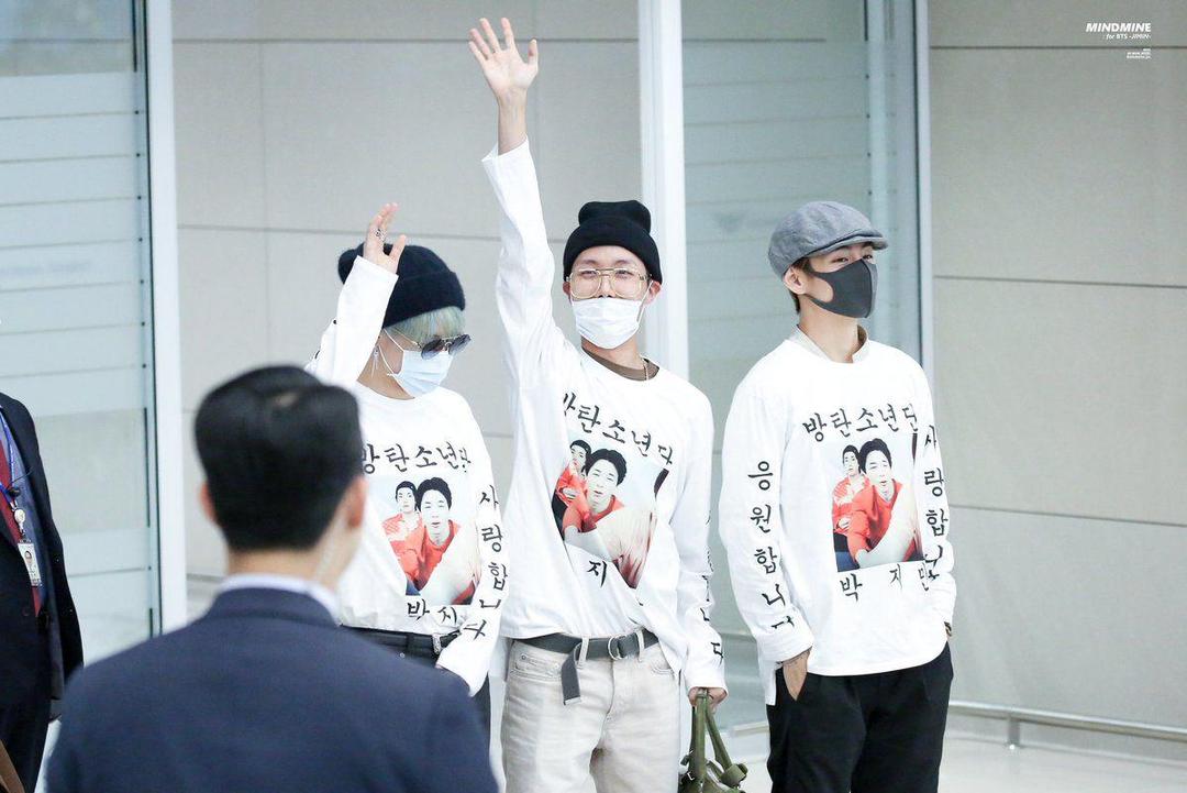 Bukan Karena Harganya, Ini Alasan Fashion Airport BTS Jadi Sorotan
