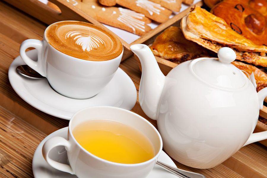 [QUIZ] Kami Tahu Apakah Kamu Pencinta Kopi atau Teh dari Menjawab Pertanyaan Ini!