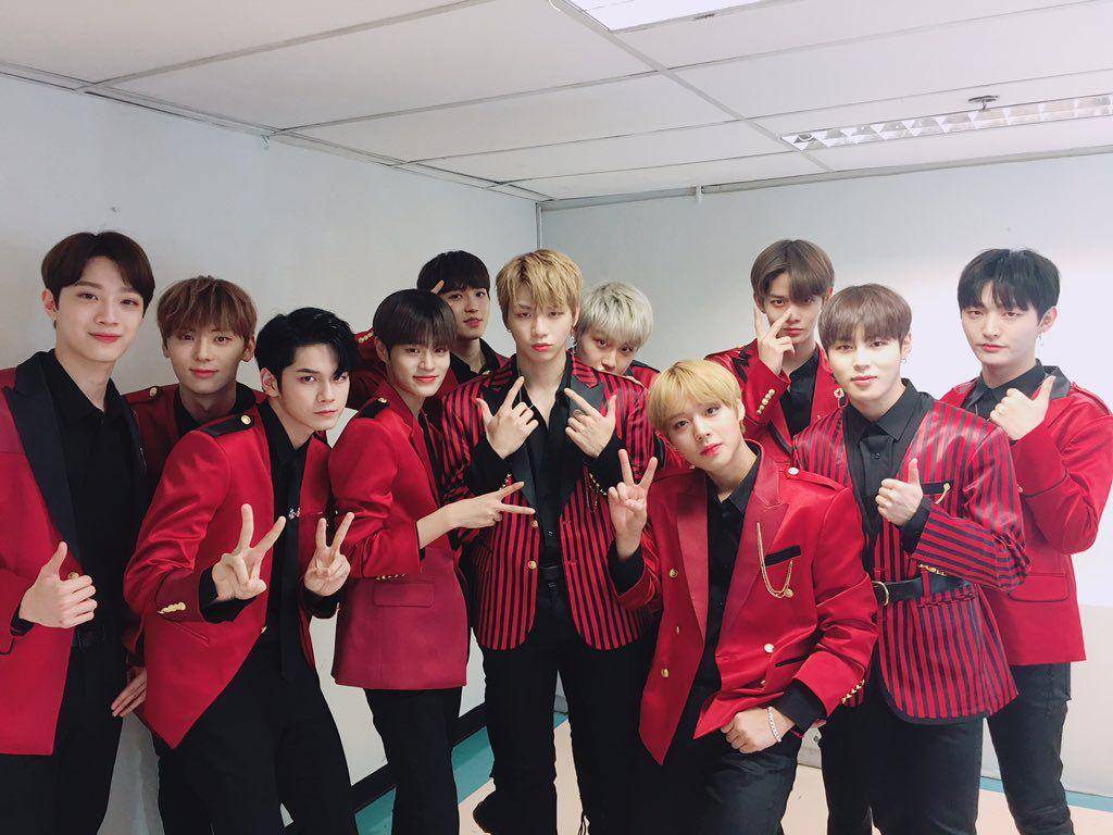 twitter.com/WannaOne