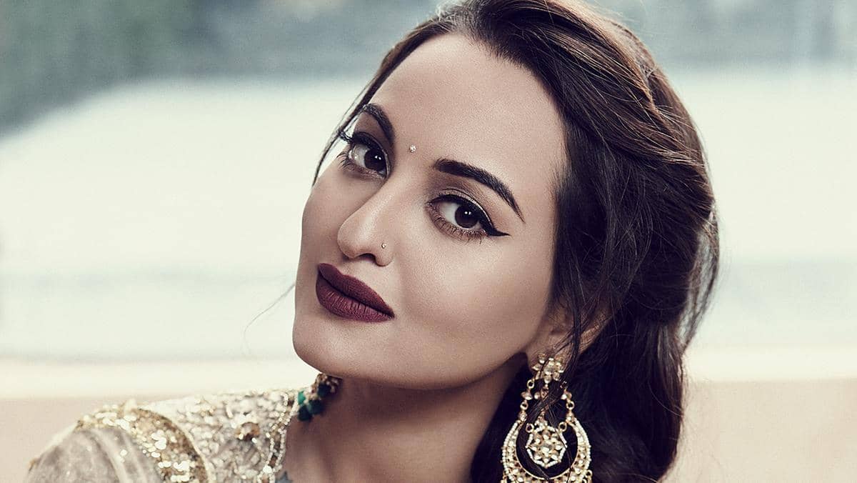 5 Film Terbaru Sonakshi Sinha, Jangan Sampai Gak Nonton