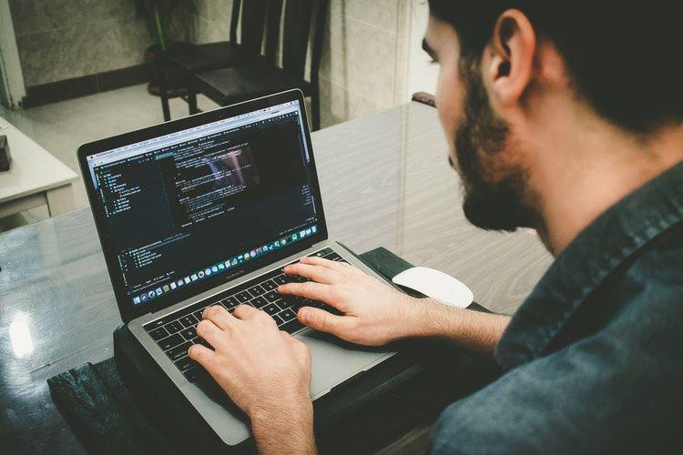 7 Situs yang Ngajarin Coding dengan Gratis, Skill Terlaris Saat Ini