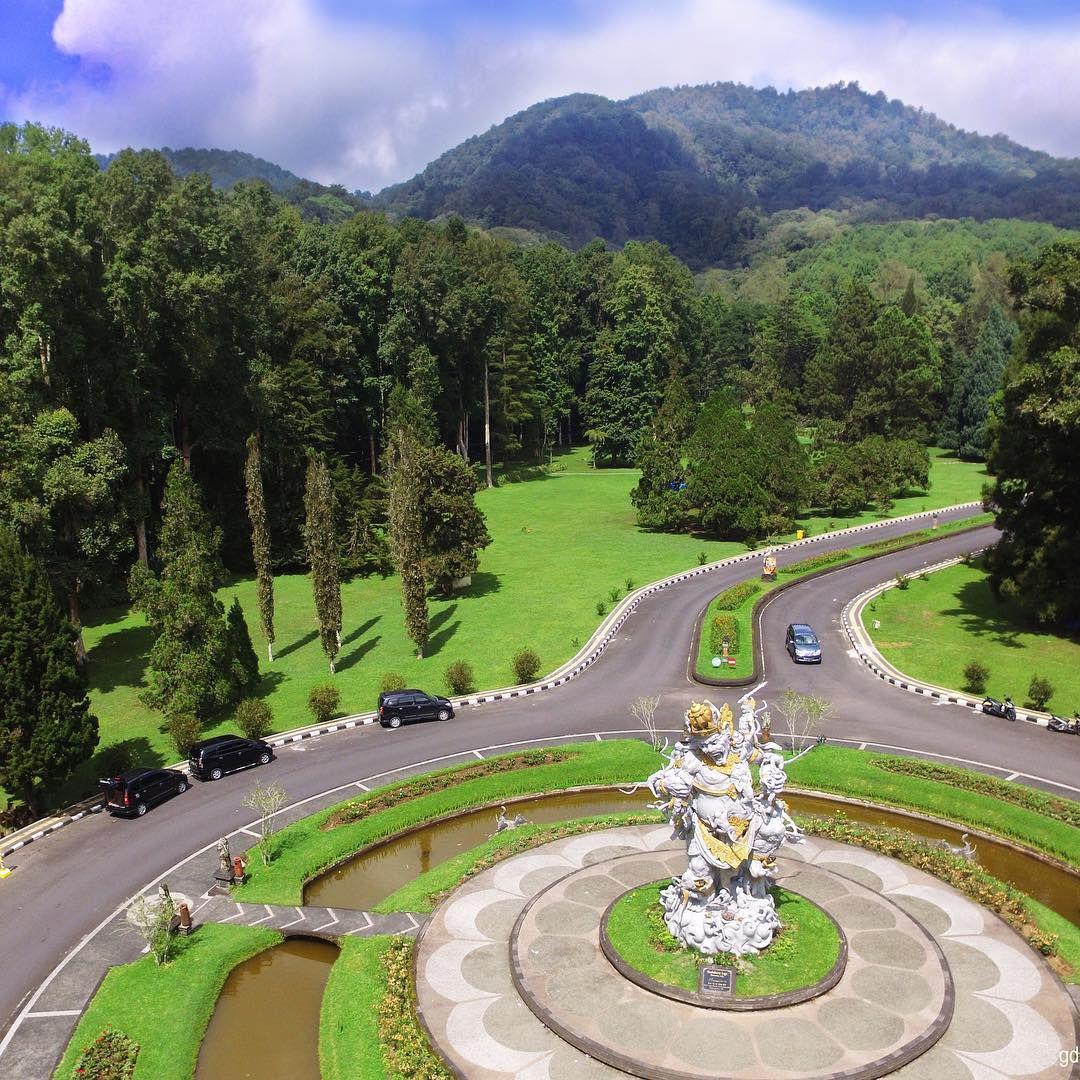 Sejuk, 5 Alasan Kamu Harus Liburan ke Kebun Raya Bali di Tabanan
