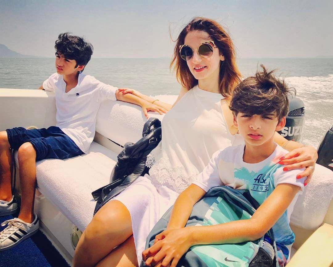 instagram.com/suzkr