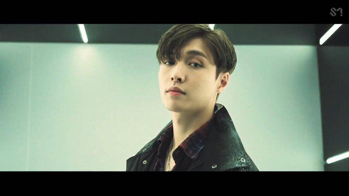 youtube.com/SMTOWN