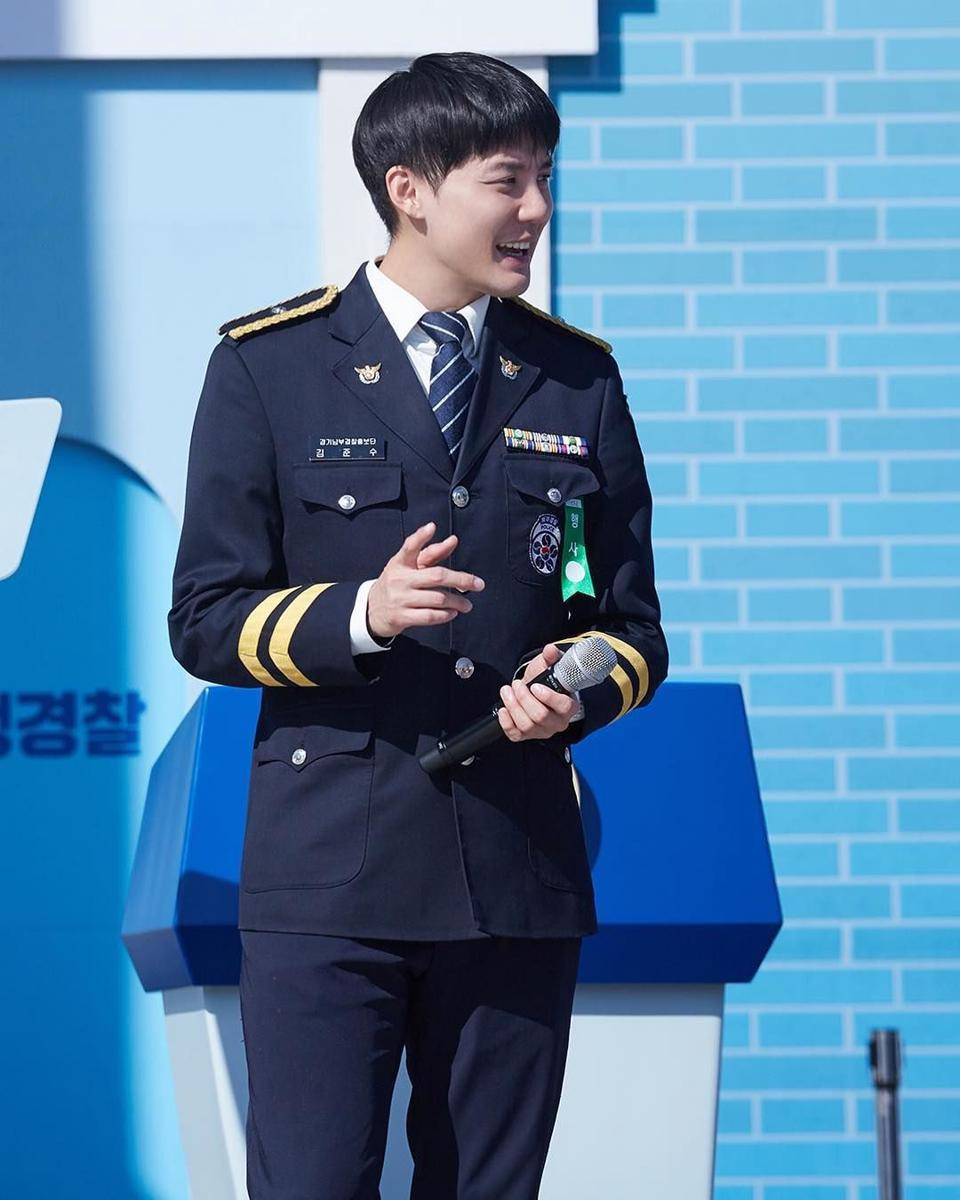 instagram.com/cjes.tagram