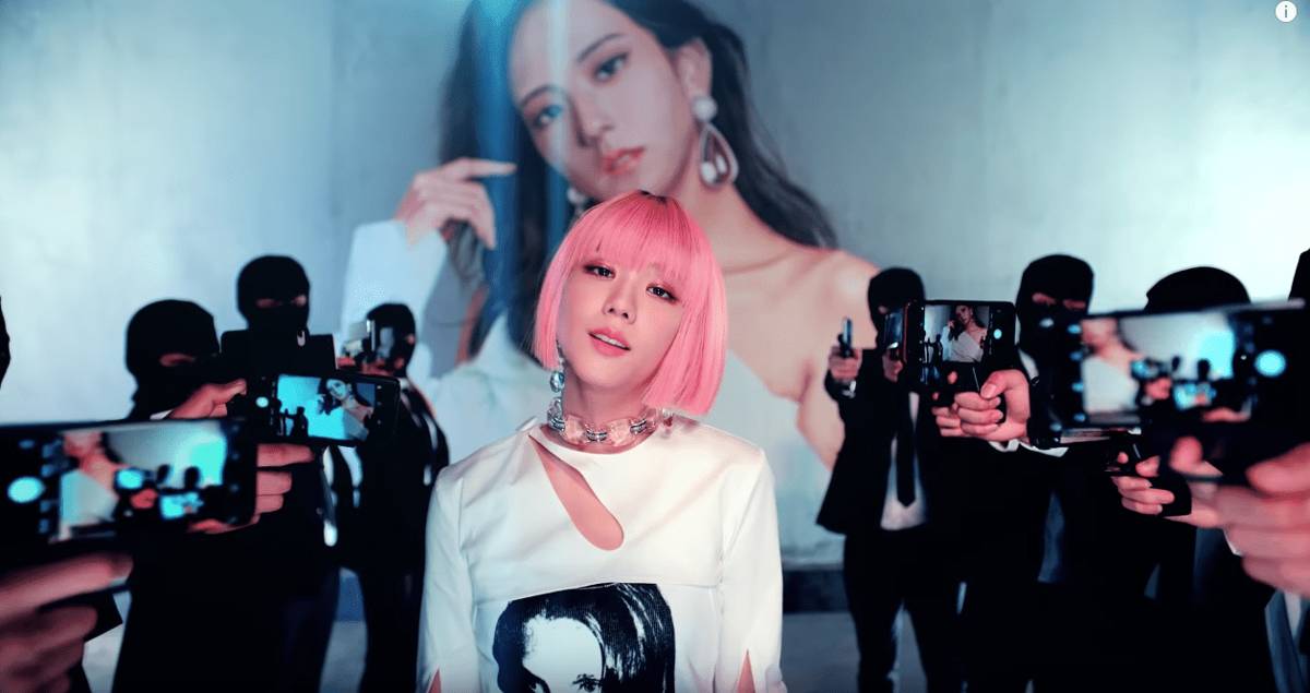 Youtube.com/BLACKPINK