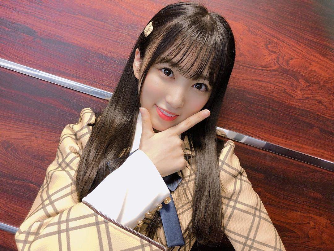 Bertubuh Mungil? 10 Style Yabuki Nako IZ*ONE Ini Bisa Jadi Inspirasi