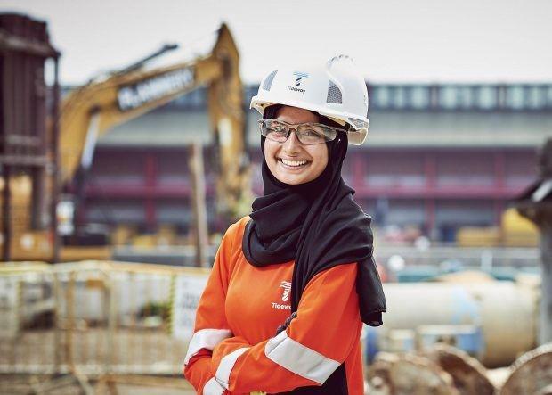 Kuliah di Jurusan yang Mayoritas Cowok, Girls? Pasti Ini 5 Rasanya!