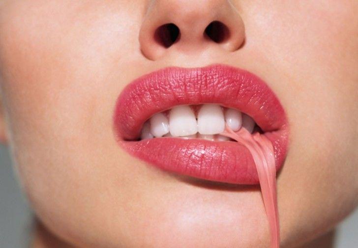 5 'Alat' Menjijikan yang Bisa Mengetes Kesetiaan Pasangan!