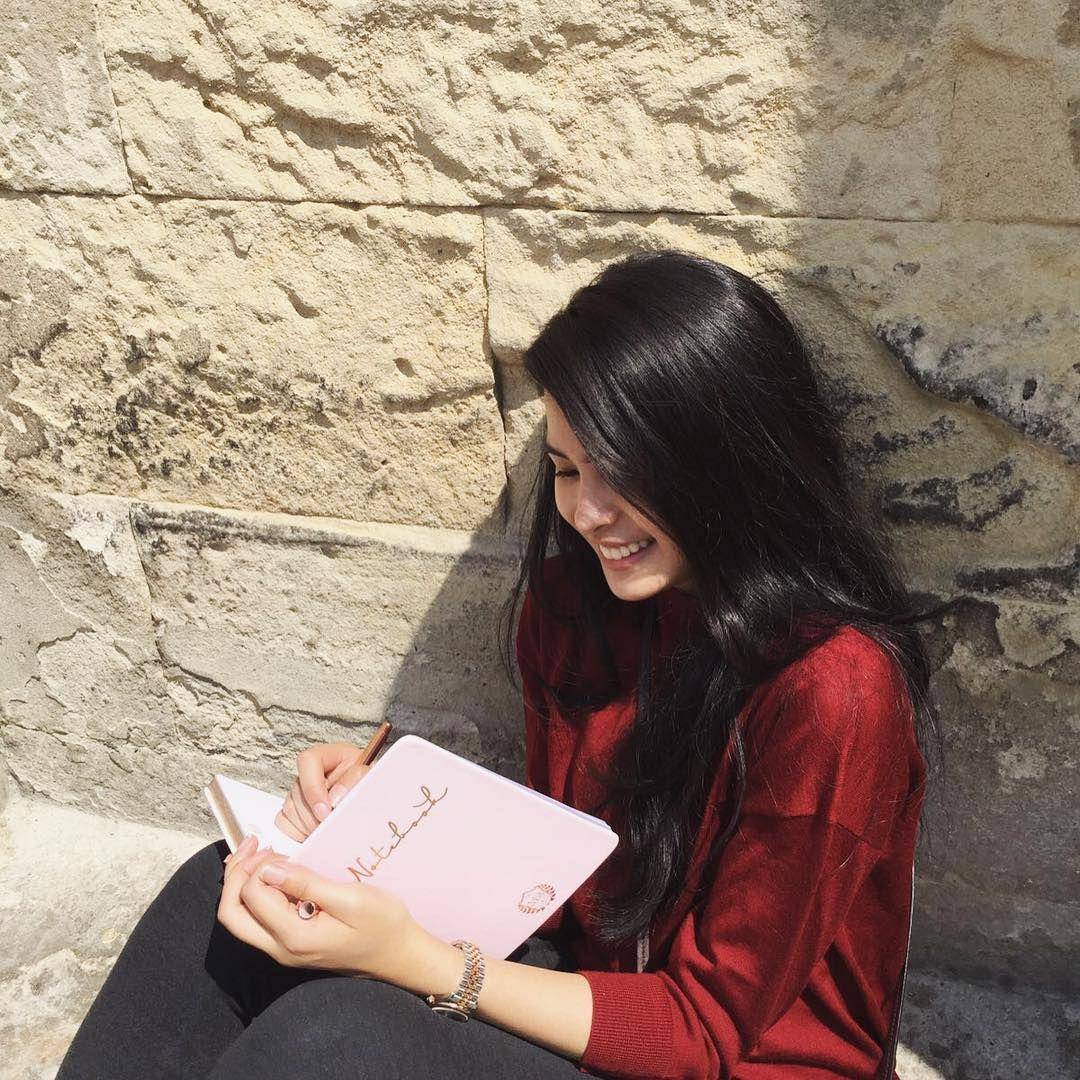 Instagram.com/maudyayunda
