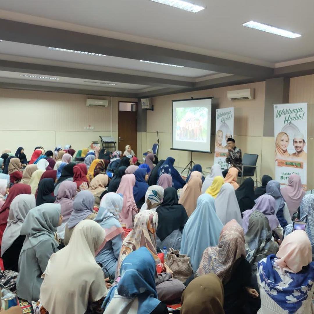 Kesalahan dalam Berhijab yang Masih Belum Banyak Orang Pahami