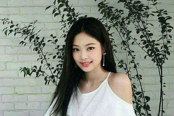 instagram.com/jennie.blackpinks