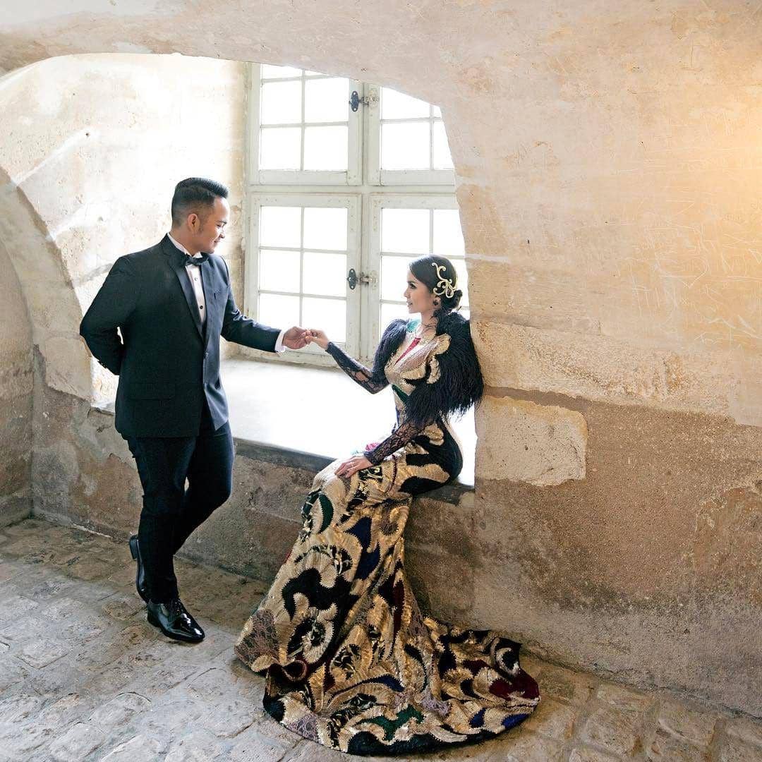 instagram.com/therealmomogeisha