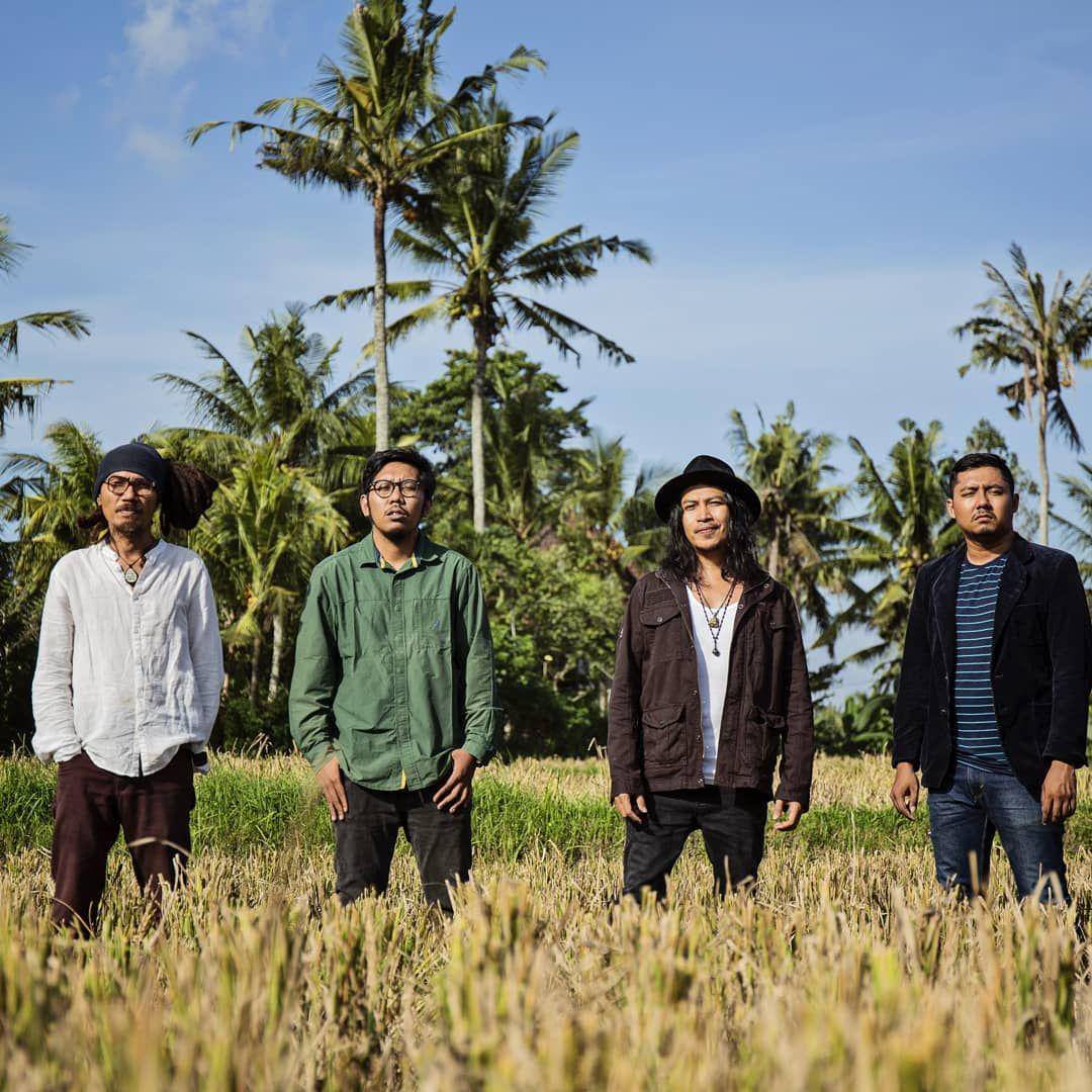 Instagram.com/ naviculamusic