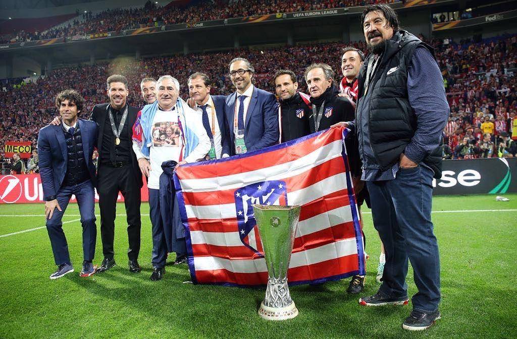 instagram.com/simeone