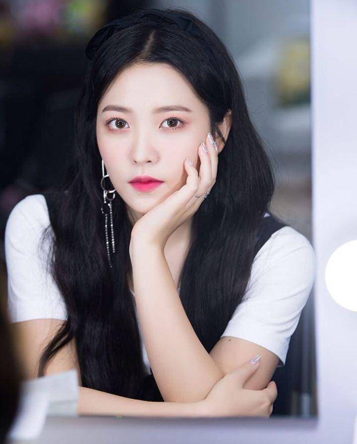 Instagram.com/redvelvet_yeri