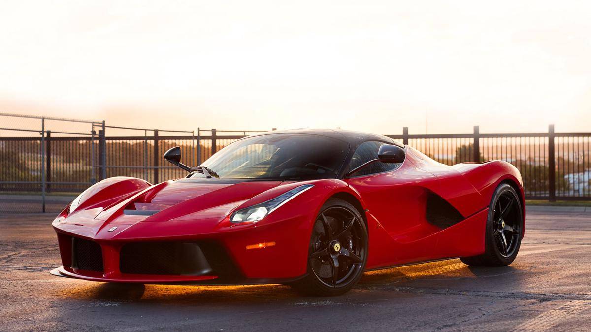 https://www.supercars.net/blog/wp-content/uploads/2018/06/Ferrari-LaFerrari-Ultimate-Guide-57.jpg