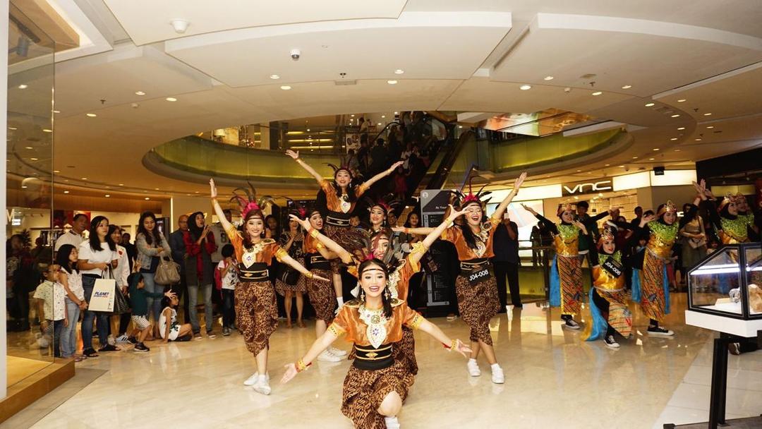 Wow! Ribuan Penari Meriahkan event Indonesia Menari 2018 di Mall