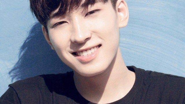 hellokpop.com
