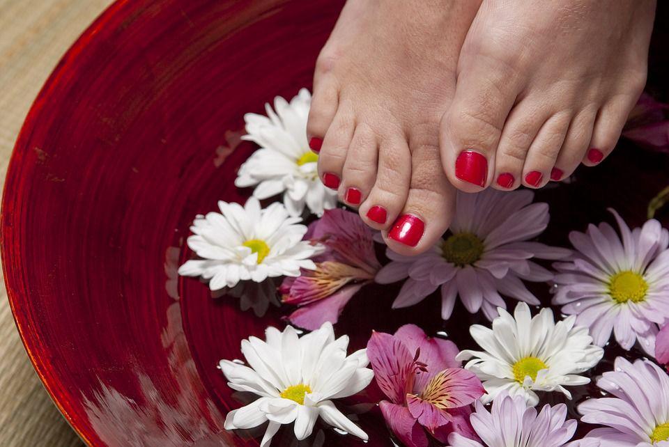 7 Tips Merawat Kuku Kaki Agar Terlihat Cantik dan Tetap Sehat
