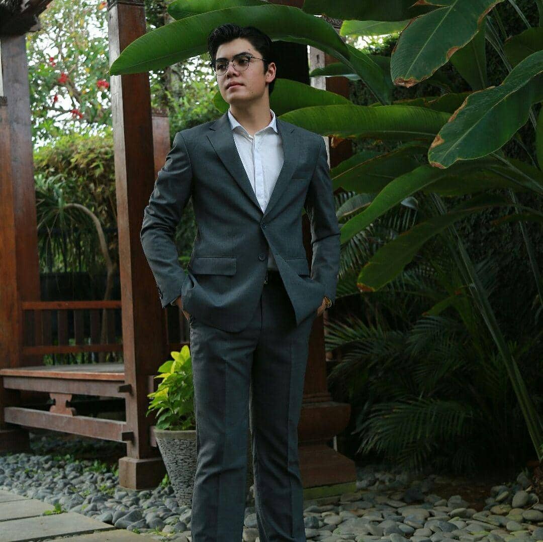 instagram.com/ryanmadefitzgerald