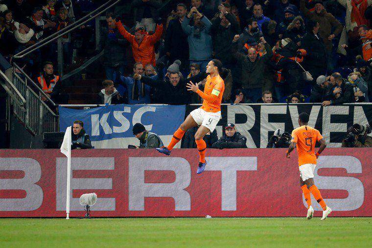 twitter.com/FootballOranje
