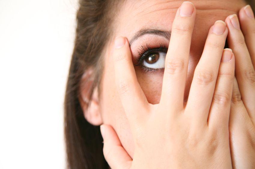 Jangan Asal Oles! 5 Bahan Alami Ini Ternyata Terlalu Keras untuk Wajah