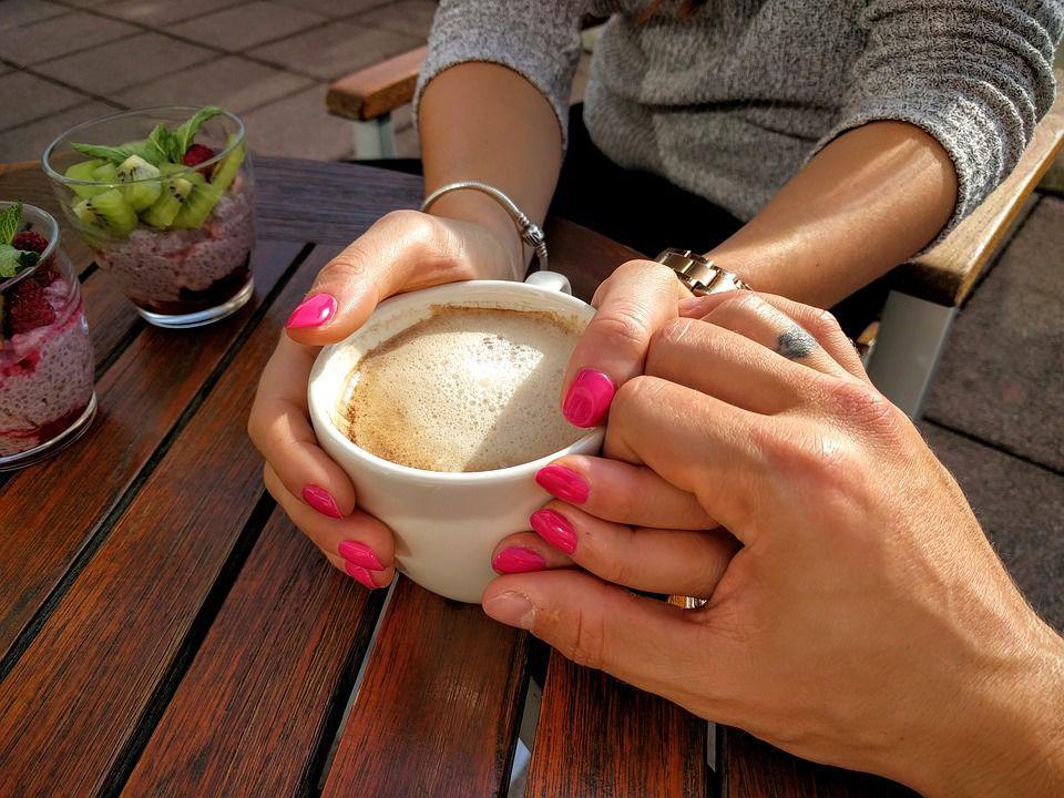 [Cerpen] Caffeinated Love