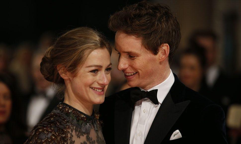 11 Potret Relationship Goals ala Eddie Redmayne & Istri, Mesra Banget
