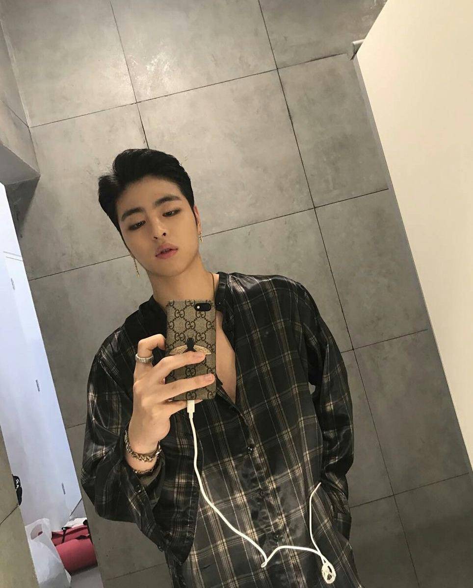 instagram.com/juneeeeeeya