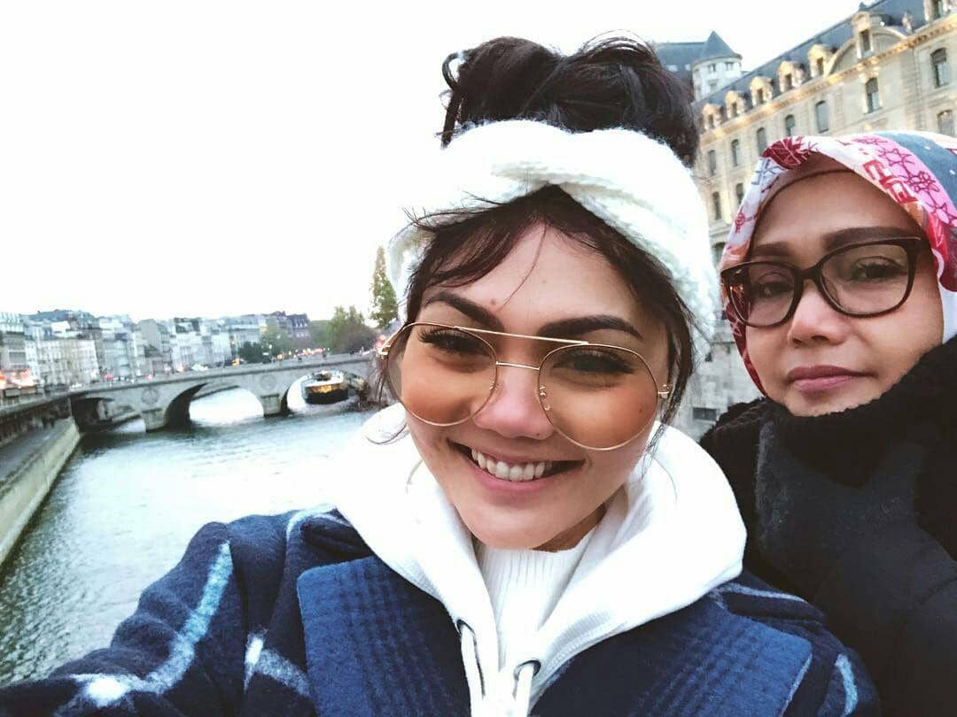 instagram.com/rinanose16