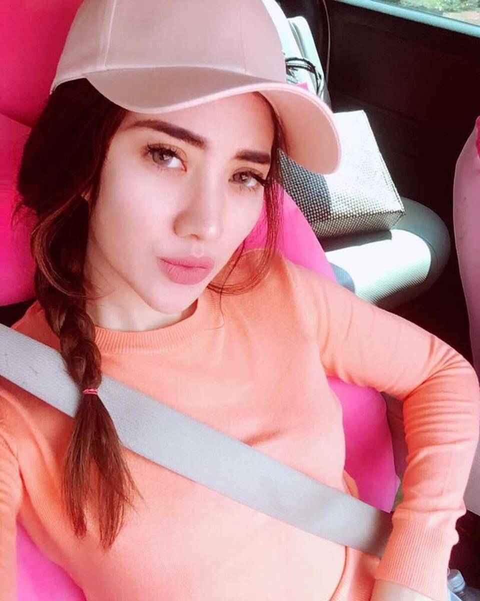instagram.com/mayang_naomi