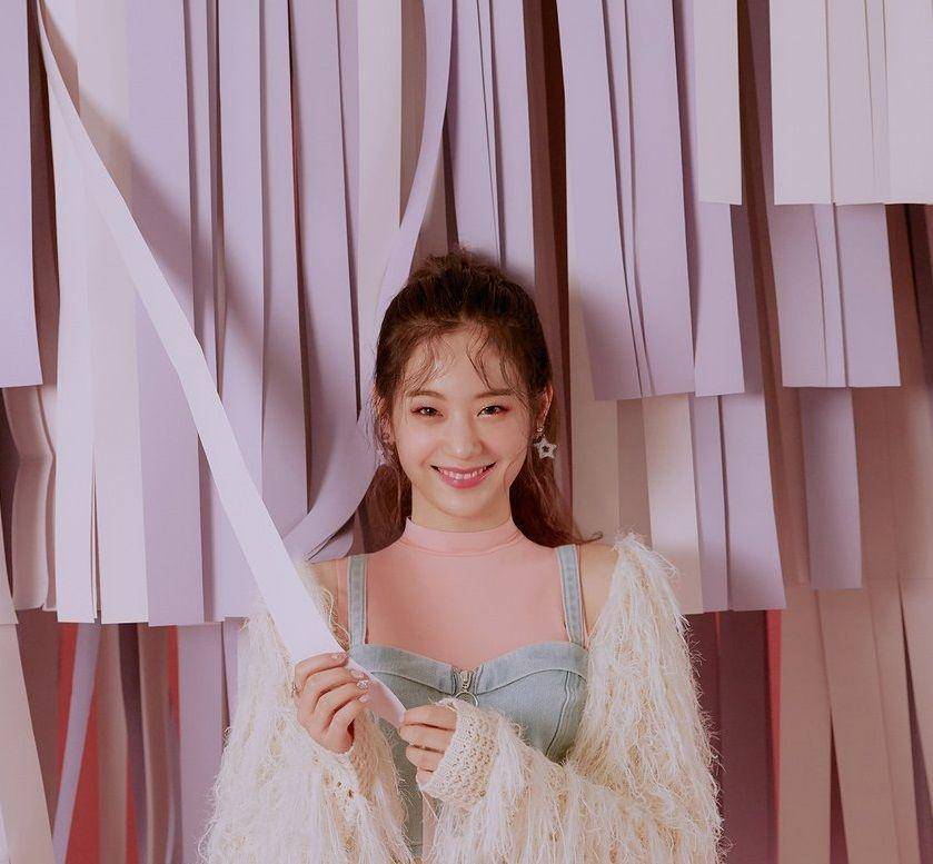 Twitter/@realfromis_9