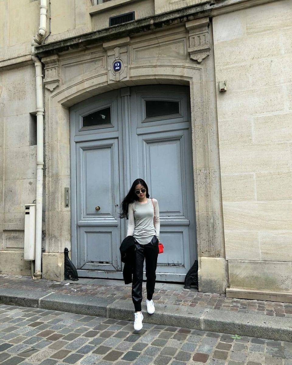 instagram.com/marcellasne_