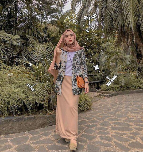 instagram.com/nabilazirus