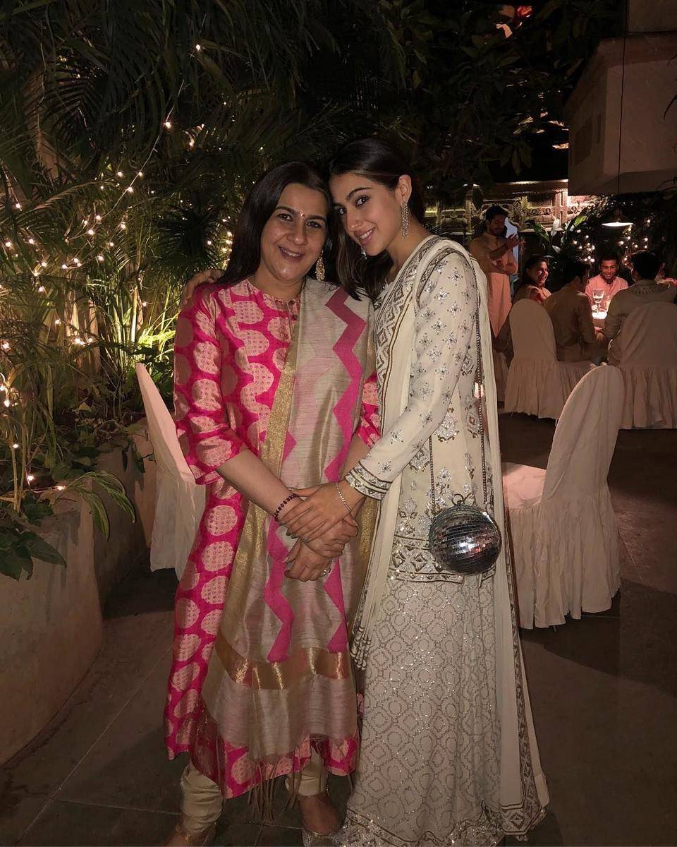 instagram.com/saraalikhan95