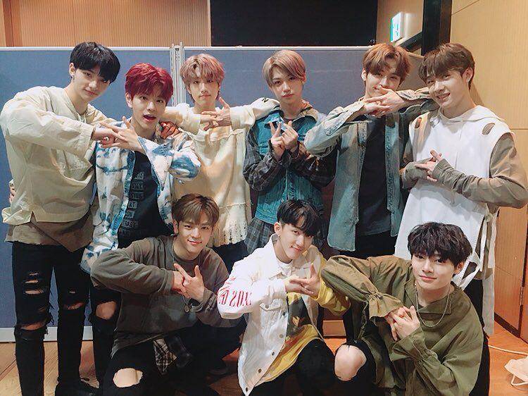 instagram.com/realstraykids
