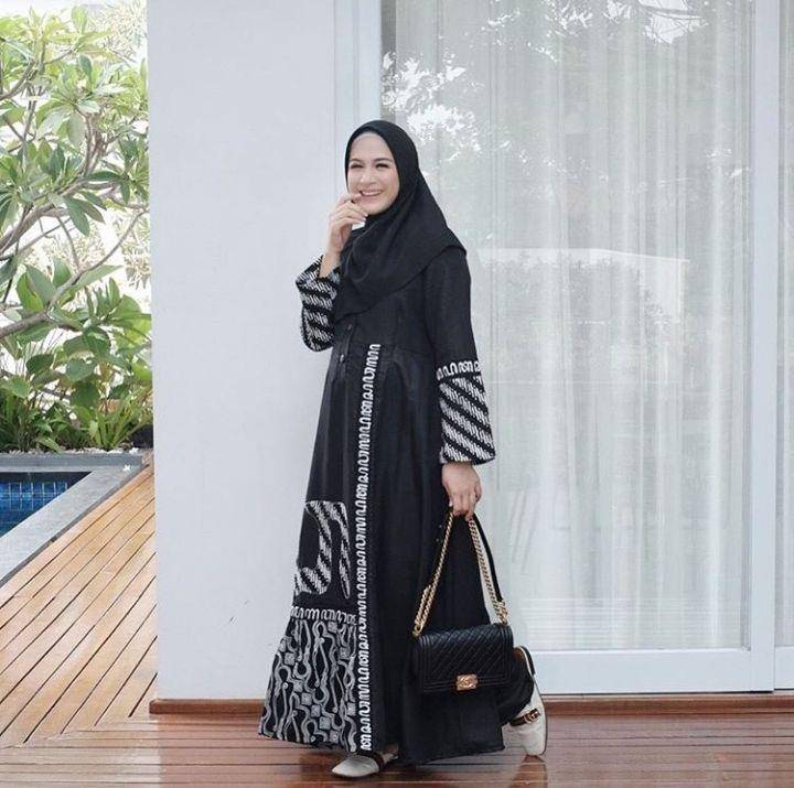 Instagram.com/ninazatulini22