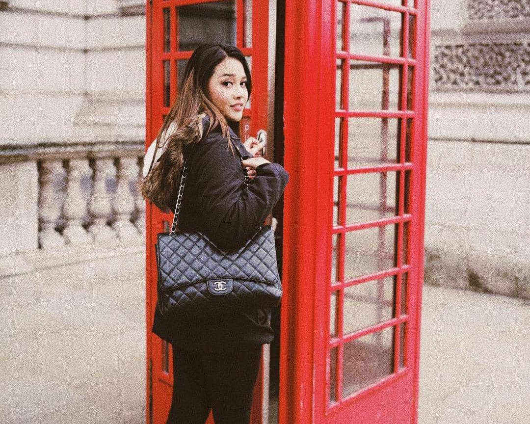 Sukses di Usia Muda, Ini 15 Harga Tas Mewah Aurelie Hermansyah