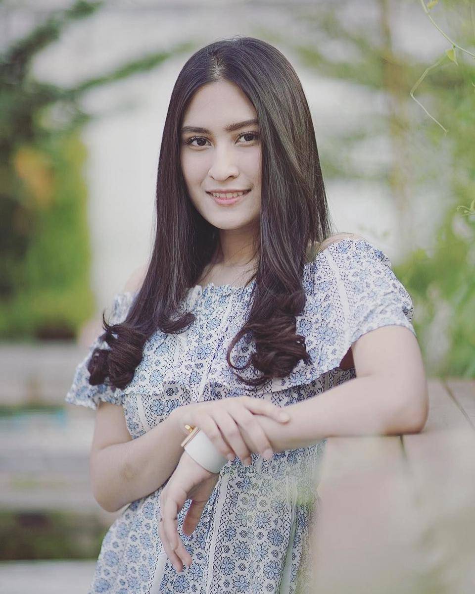 Instagram.com/angbeenrishi