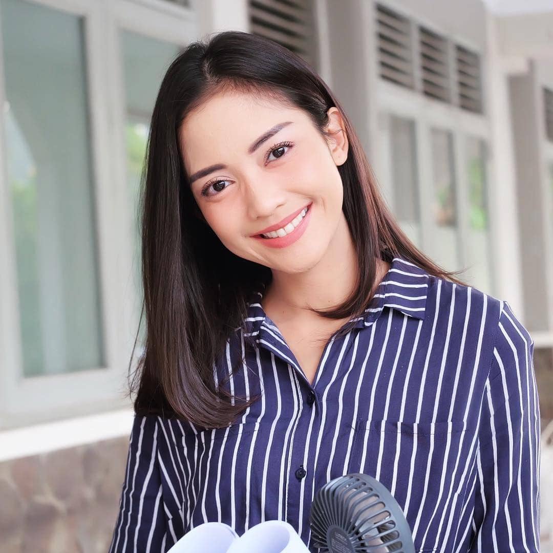 instagram.com/ririndwiariyanti