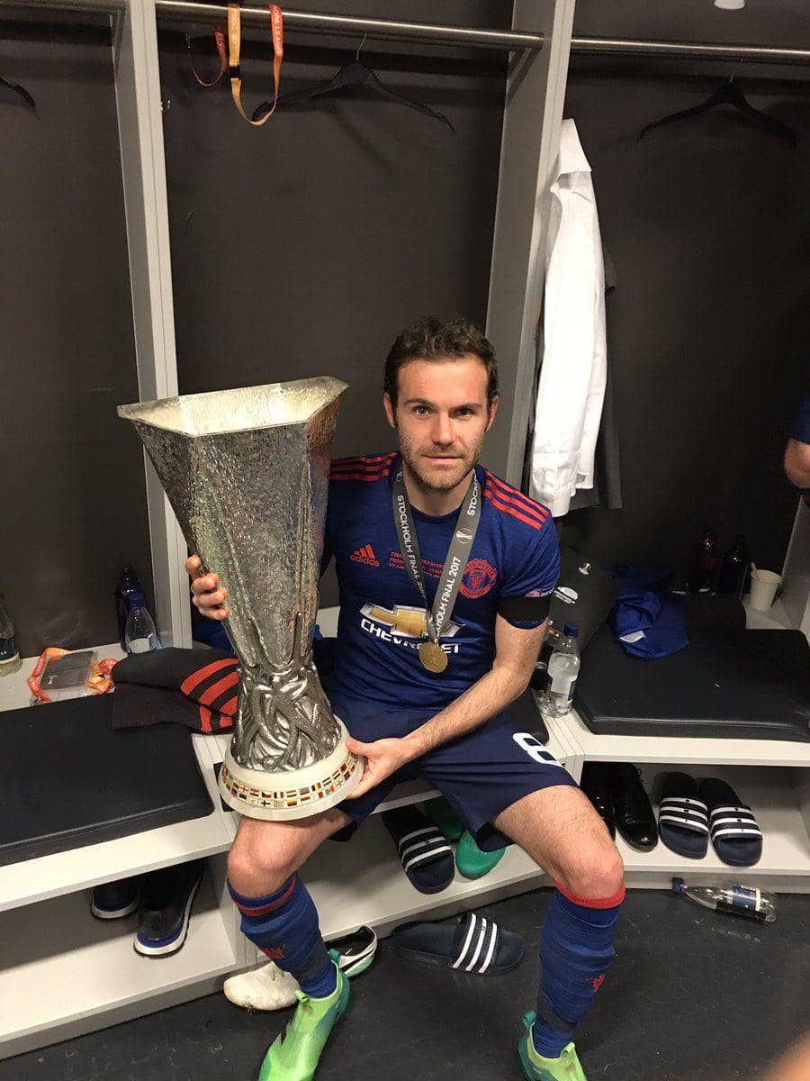 twitter.com/juanmata8
