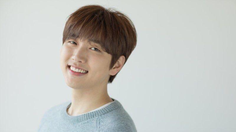Bersuara Khas, Ini 5 OST KDrama yang Dinyanyikan Sandeul B1A4