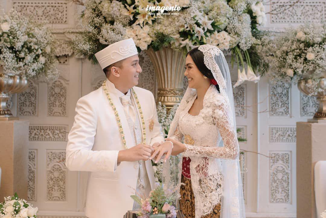 Bak Taman Bunga Putih, 7 Inspirasi Dekor Wedding Ge-Kiku yang Memesona