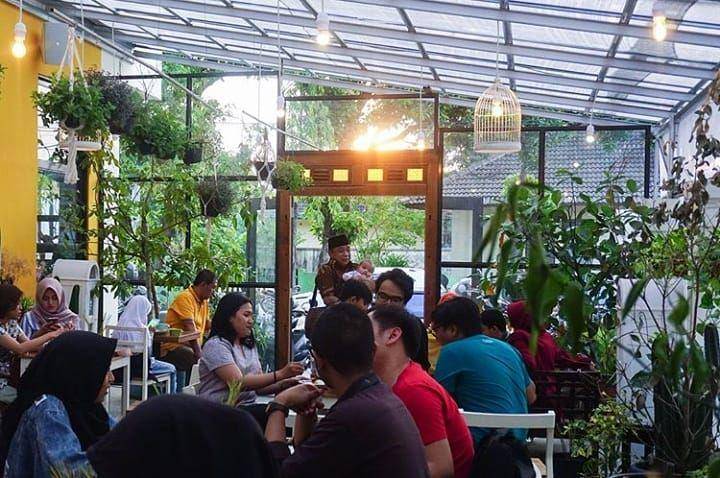 instagram.com/kadjacafe/